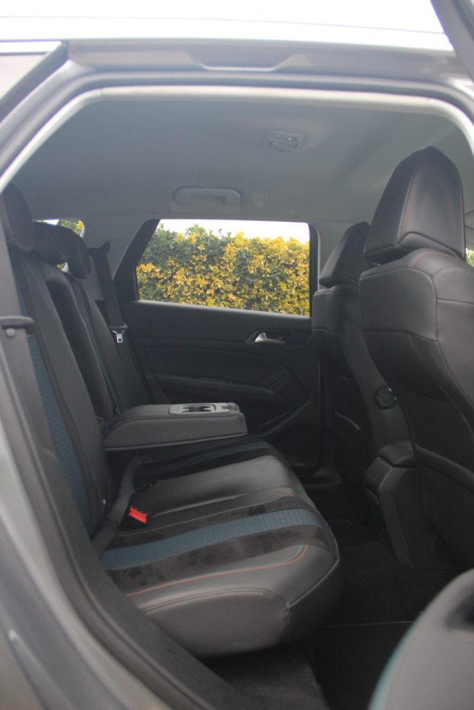 Peugeot 308 SW /1.2 PureTech/130cv/ EAT8/ TECH EDITION – foto 8