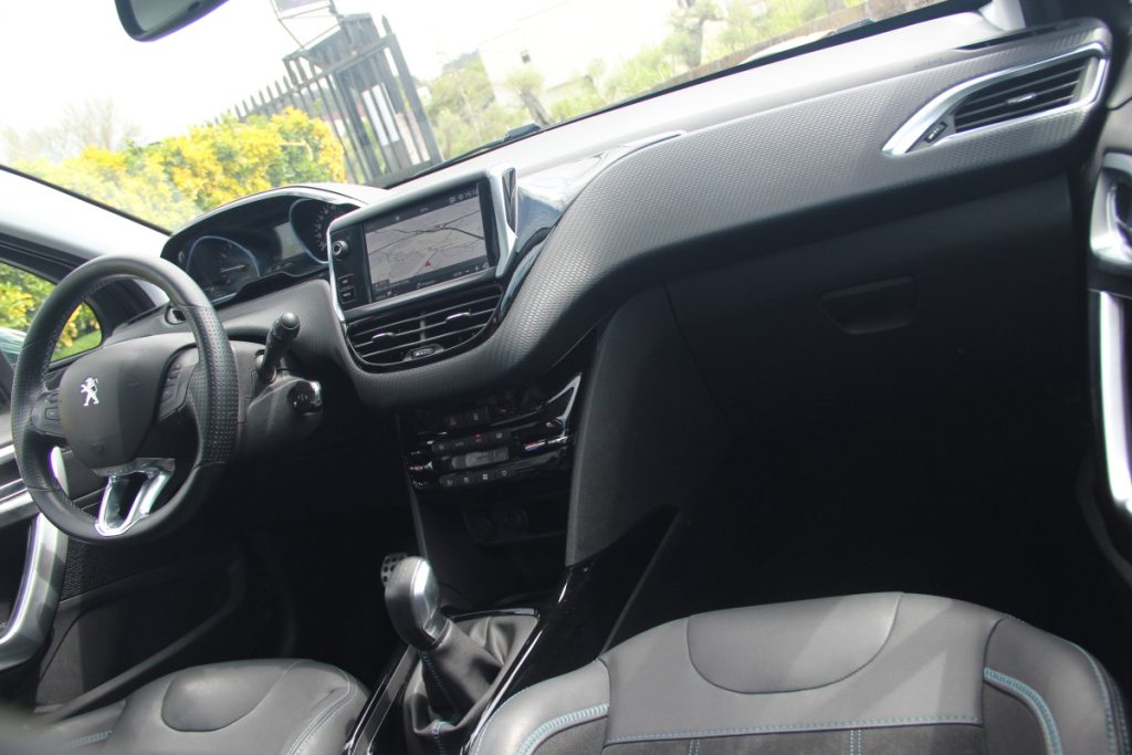 Peugeot 2008 1.2 PureTech /110cv/ CROSSWAY – foto 9