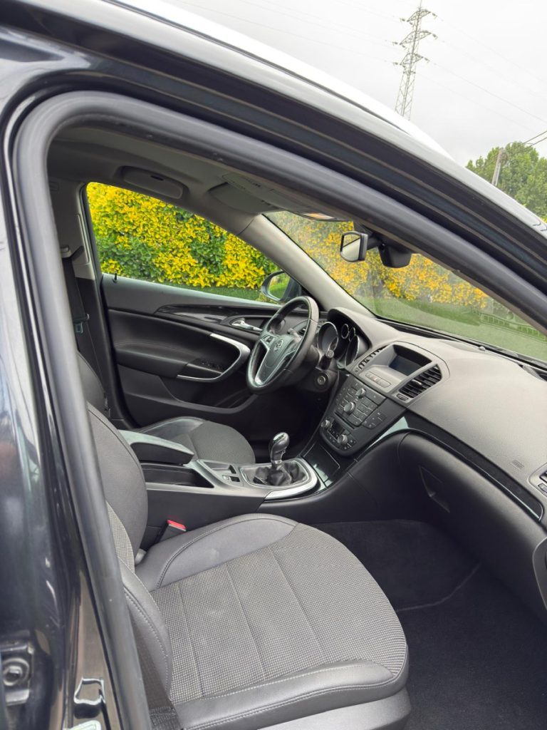 OPEL INSIGNIA 2.0 Diesel /130cv – foto 6