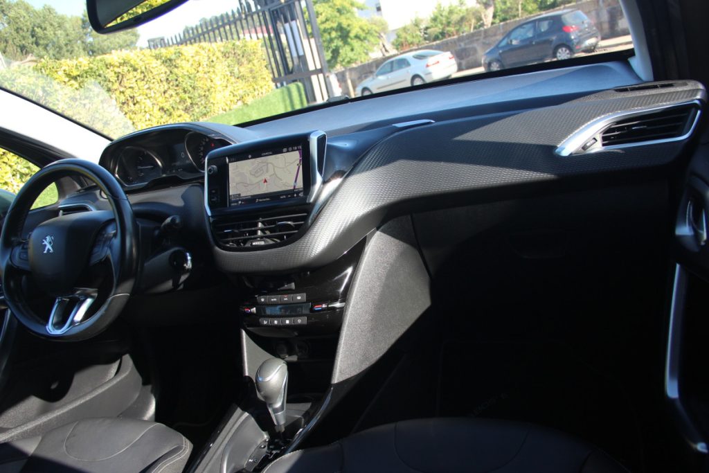 Peugeot 2008 1.2 PureTech /110cv/ ALLURE/ EAT6 – foto 7