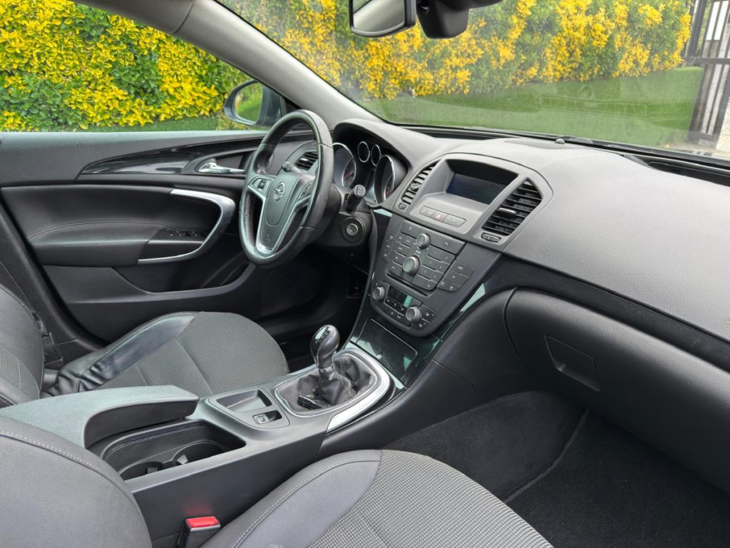 OPEL INSIGNIA 2.0 Diesel /130cv – foto 8