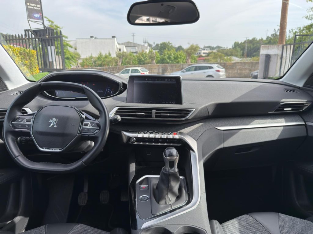 Peugeot 3008 1.2 PureTech /130cv/ ALLURE / IVA dedutivel – foto 8