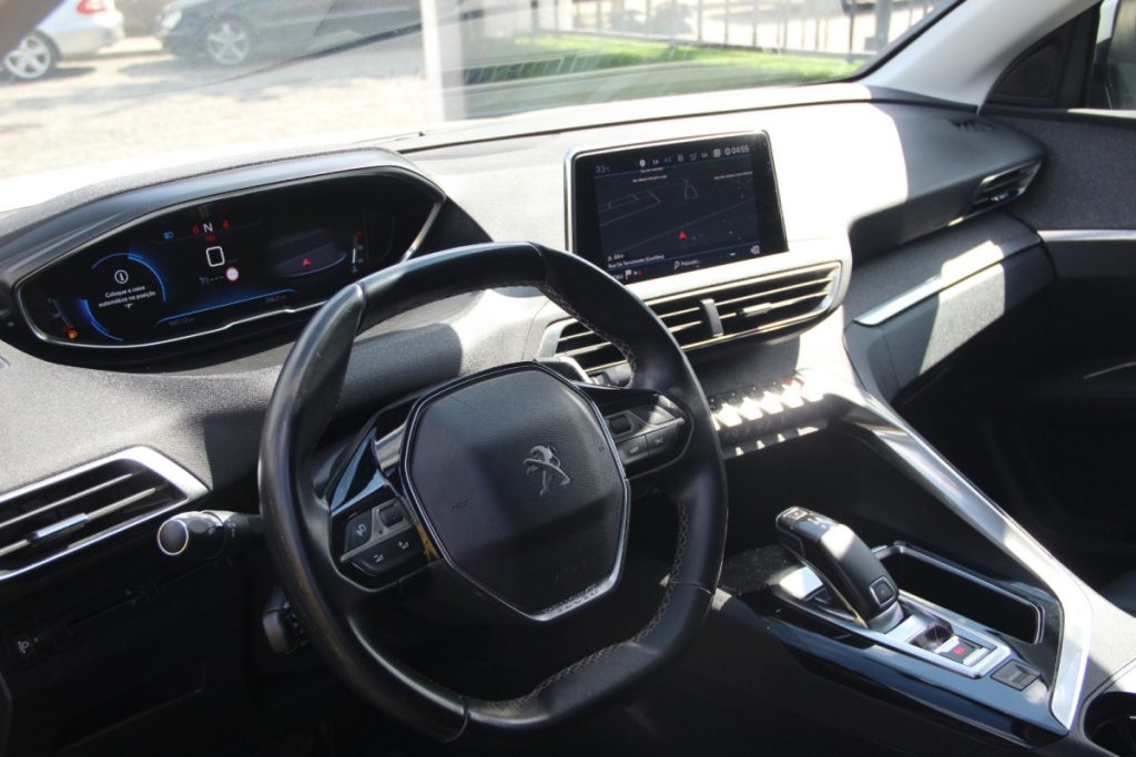 Peugeot 3008 1.2 PureTech /130cv/ EAT8 / ALLURE – foto 11