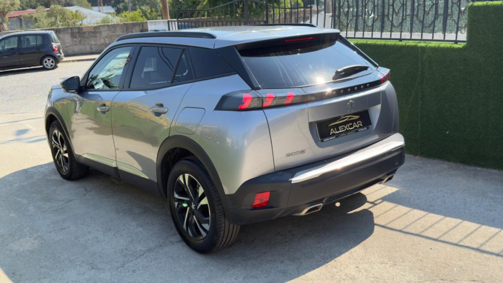 Peugeot 2008 1.2 PureTech /130cv/ ALLURE – foto 15