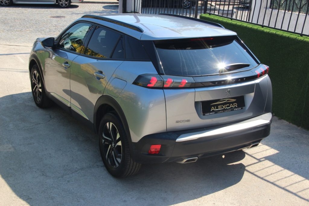 Peugeot 2008 1.2 PureTech /130cv/ ALLURE – foto 5