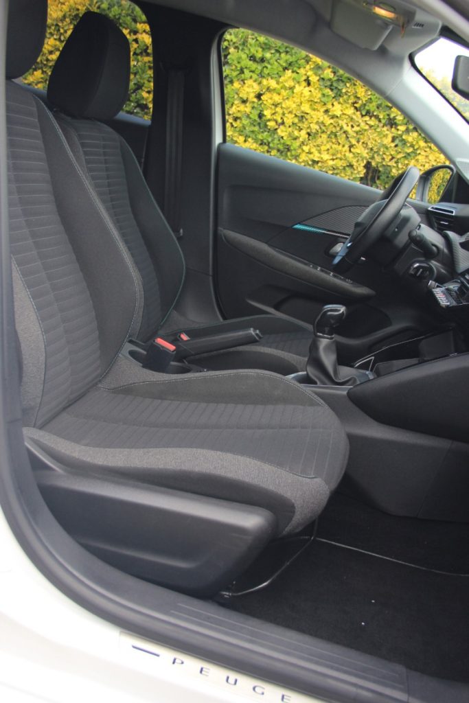 Peugeot 208 1.2 PureTech – foto 7