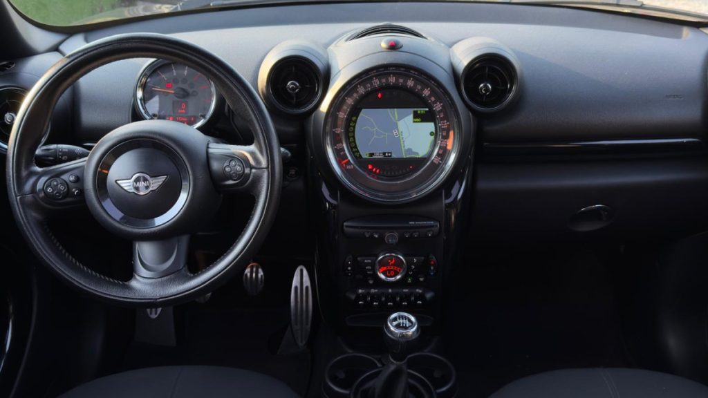 Mini Cooper Countryman S 2.0 Diesel / FULL EXTRAS – foto 12