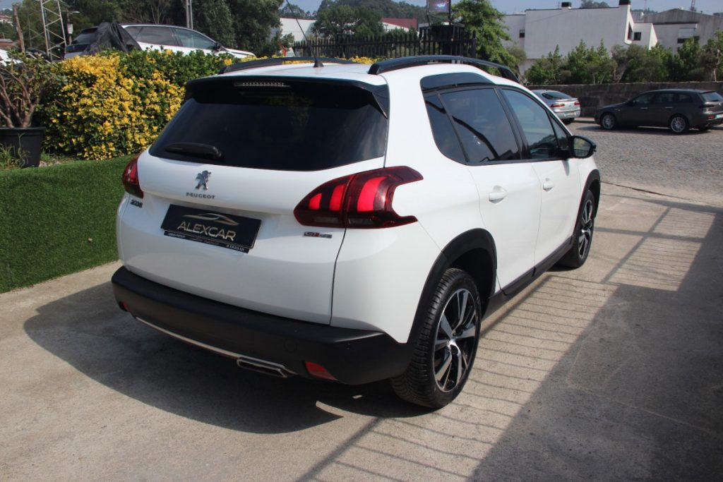 Peugeot 2008 1.2 PureTech /110cv/ GT Line – foto 3