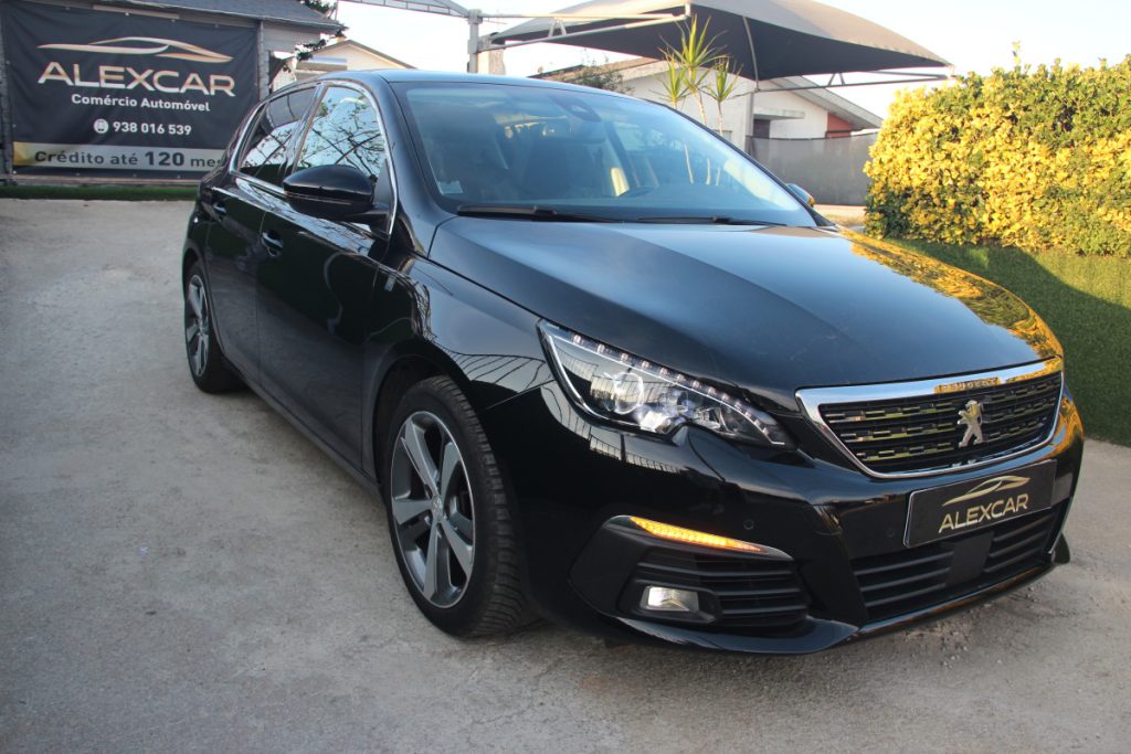 Peugeot 308 1.2 PureTech /130cv/ TECH EDITION – foto 3