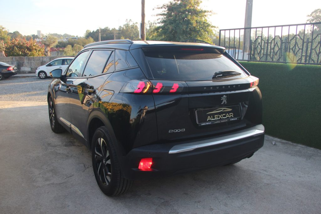 Peugeot 2008 1.2 PureTech/ALLURE/ – foto 5