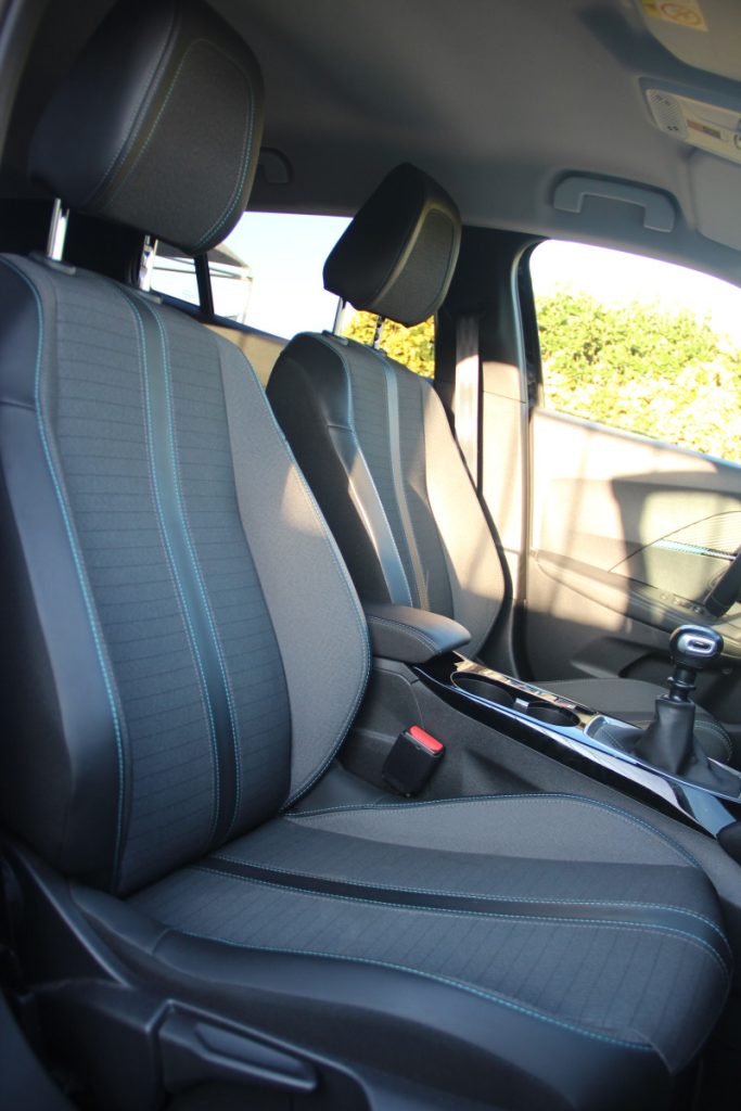 Peugeot 2008 1.2 PureTech/ALLURE/ – foto 7