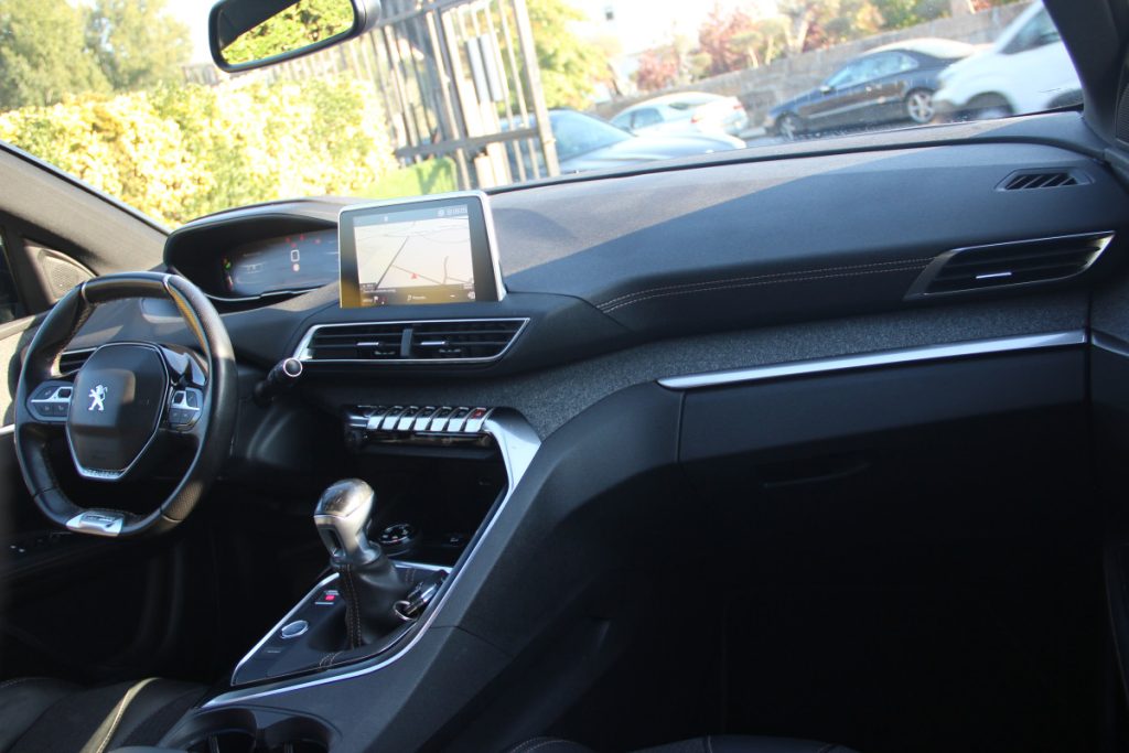 Peugeot 3008 1.2 PureTech/130cv/ GT LINE – foto 9