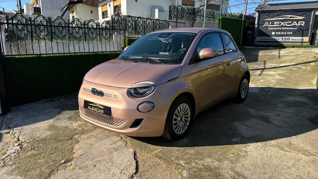 FIAT 500e / IVA dedutível – foto 1