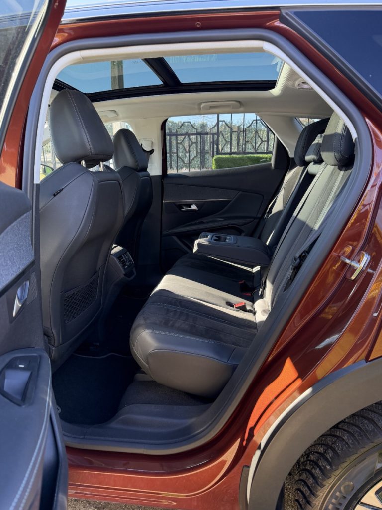 Peugeot 3008 1.2 PureTech /130cv/ CROSSWAY – foto 11