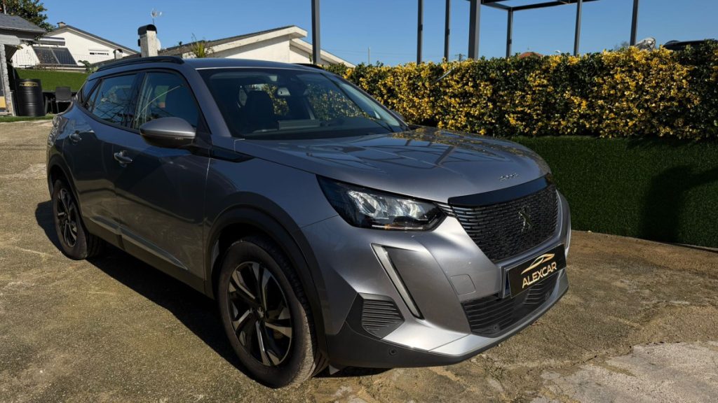 Peugeot 2008 1.2 PureTech / ALLURE – foto 14
