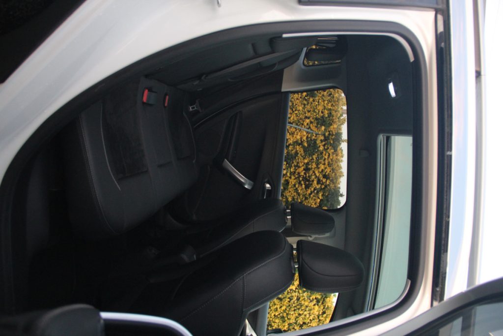 Peugeot 2008 1.2 PureTech /130cv/ CROSSWAY – foto 8