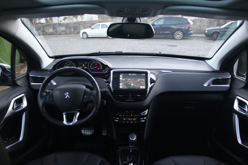 Peugeot 2008 1.2 PureTech /110cv/ EAT6 / Crossway – foto 10