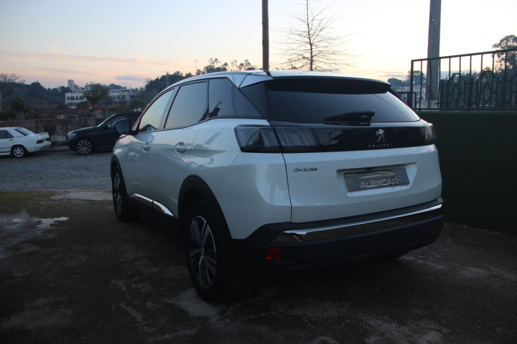 Peugeot 3008 1.2 PureTech /130cv/ EAT8 / ALLURE – foto 13