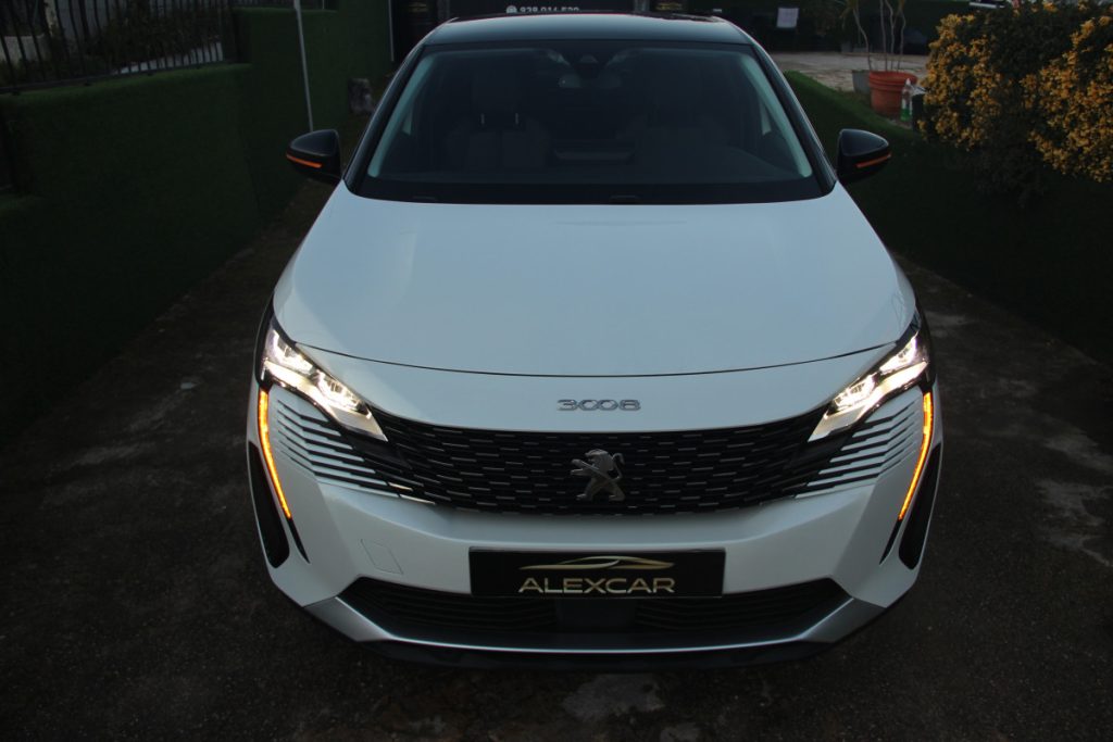 Peugeot 3008 1.2 PureTech /130cv/ EAT8 / ALLURE – foto 2
