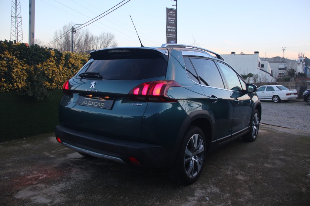 Peugeot 2008 1.2 PureTech /110cv/ EAT6 / Crossway – foto 3