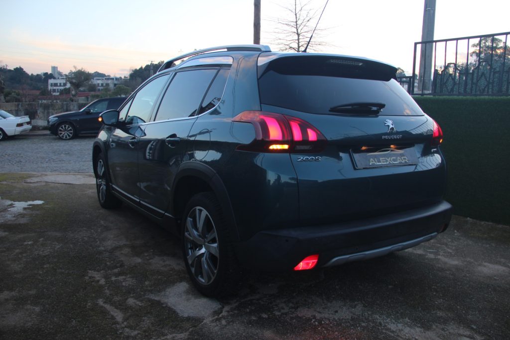 Peugeot 2008 1.2 PureTech /110cv/ EAT6 / Crossway – foto 4