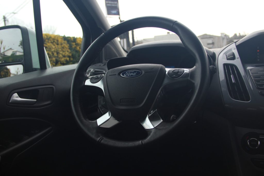 FORD Tourneo Connect 1.5 TDCi /120cv/ TITANIUM – foto 12
