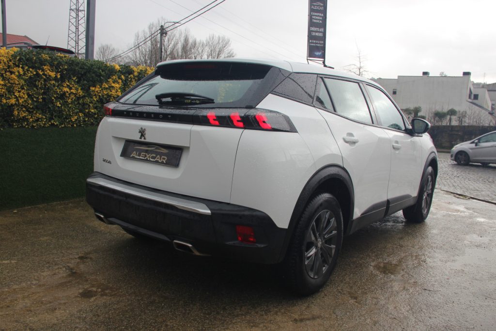 Peugeot 2008 1.2 PureTech /130cv/ Cx. automático / IVA dedutível – foto 4