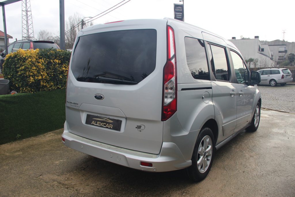 FORD Tourneo Connect 1.5 TDCi /120cv/ TITANIUM – foto 4