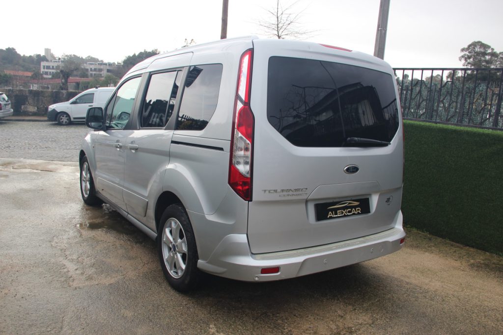 FORD Tourneo Connect 1.5 TDCi /120cv/ TITANIUM – foto 5