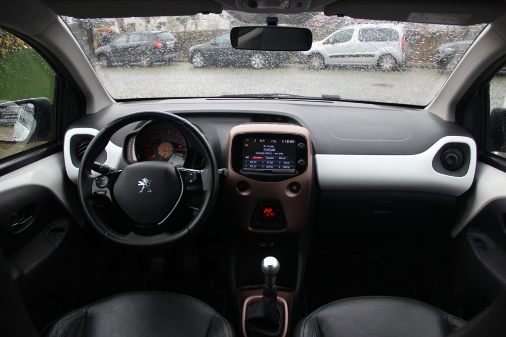 Peugeot 108 1.2 PureTech / Coupe / Pele – foto 8