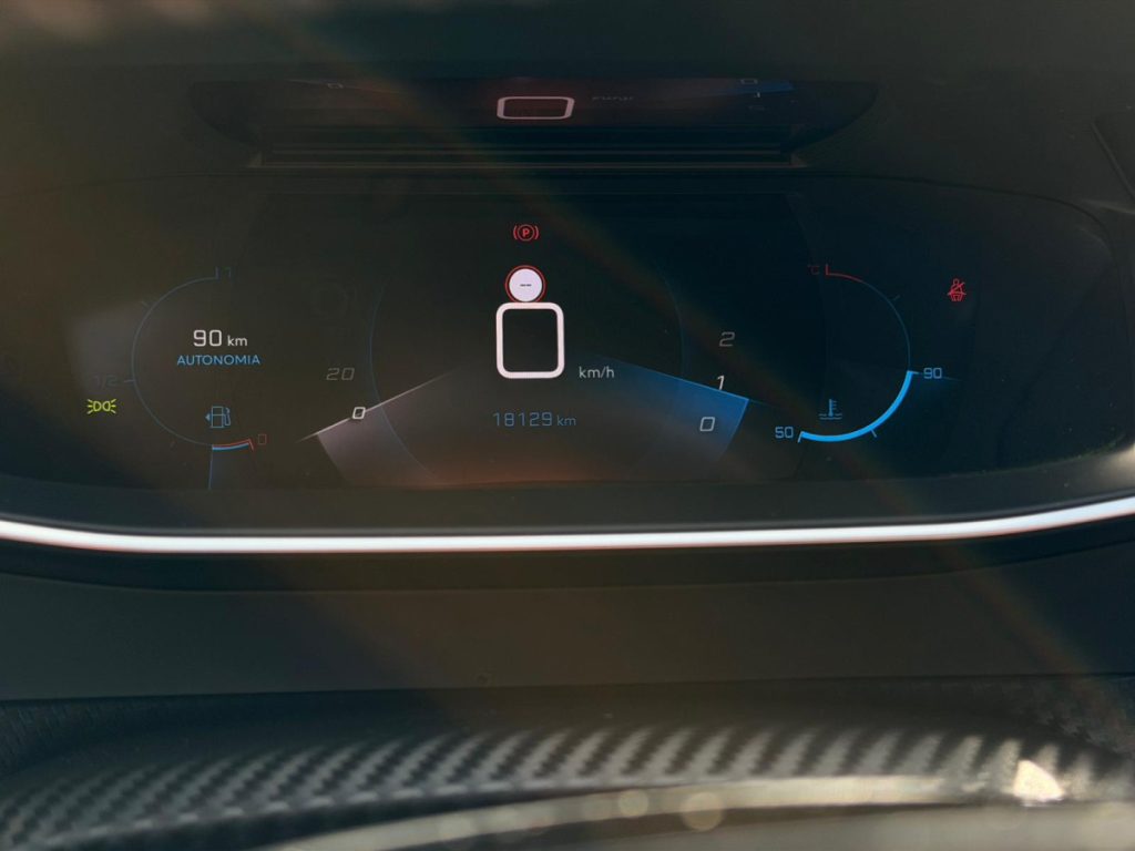 Peugeot 208 1.2 PureTech / ALLURE / – foto 13