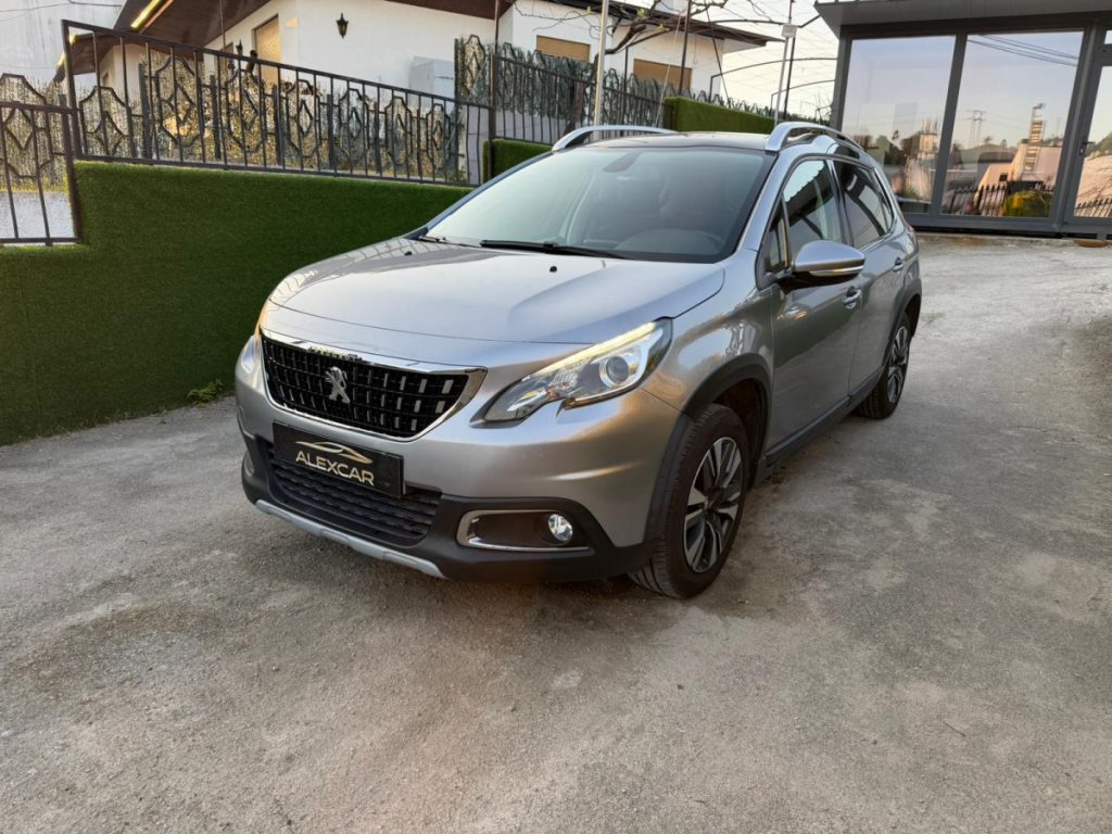 Peugeot 2008 1.2 PureTech /110cv/ ALLURE – foto 1