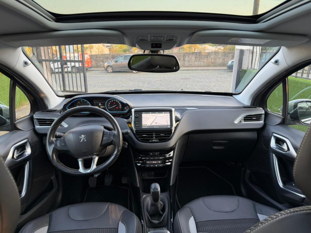 Peugeot 2008 1.2 PureTech /110cv/ ALLURE – foto 10