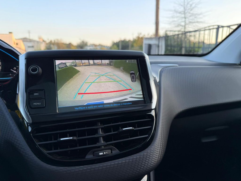 Peugeot 2008 1.2 PureTech /110cv/ ALLURE – foto 12
