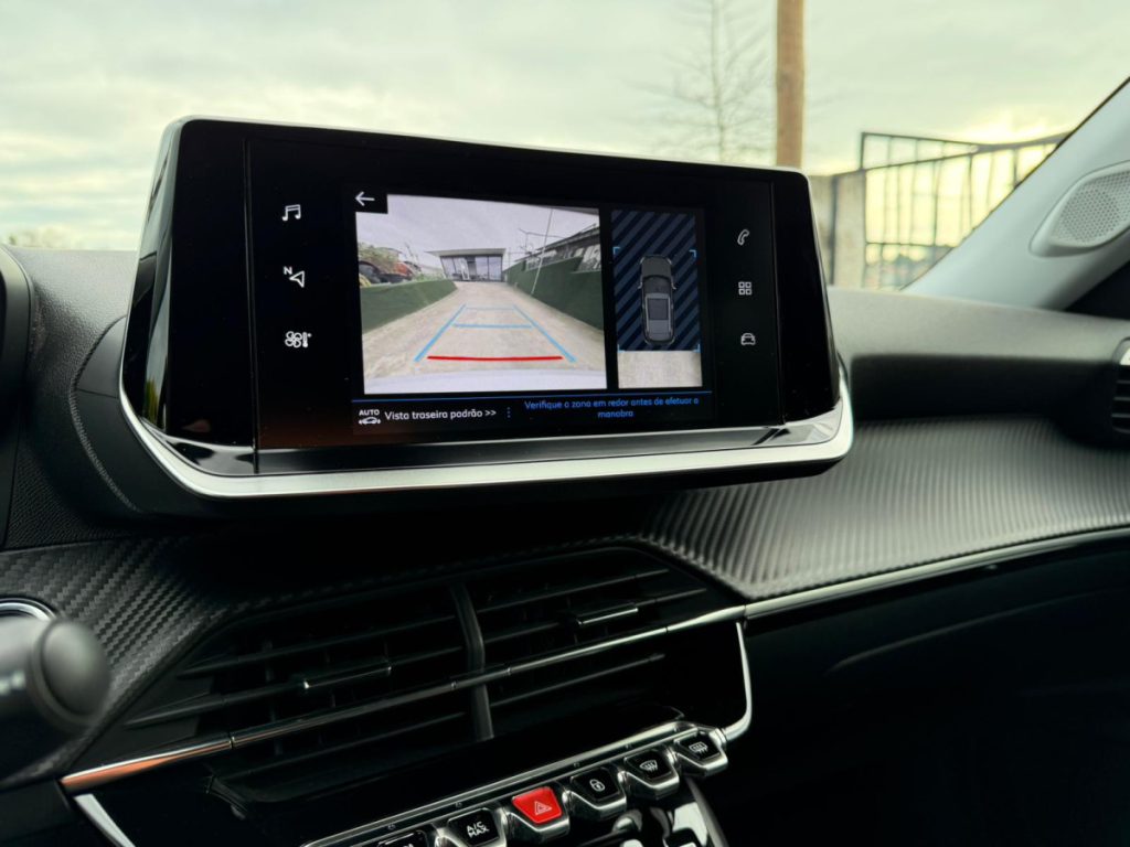 Peugeot 2008 1.2 PureTech / ALLURE – foto 13