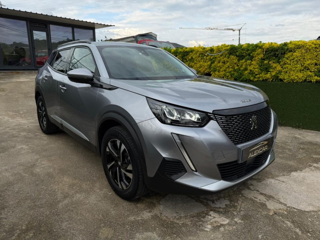 Peugeot 2008 1.2 PureTech / ALLURE – foto 3