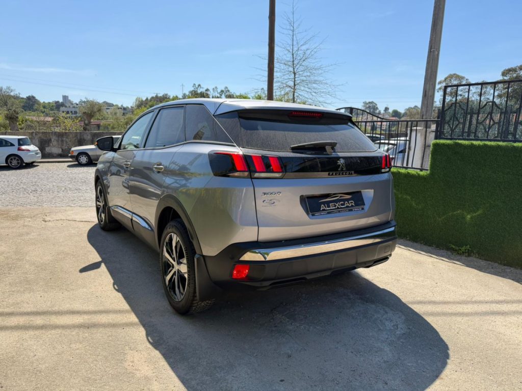 Peugeot 3008 1.2 PureTech /130cv/ EAT8/ ALLURE – foto 4