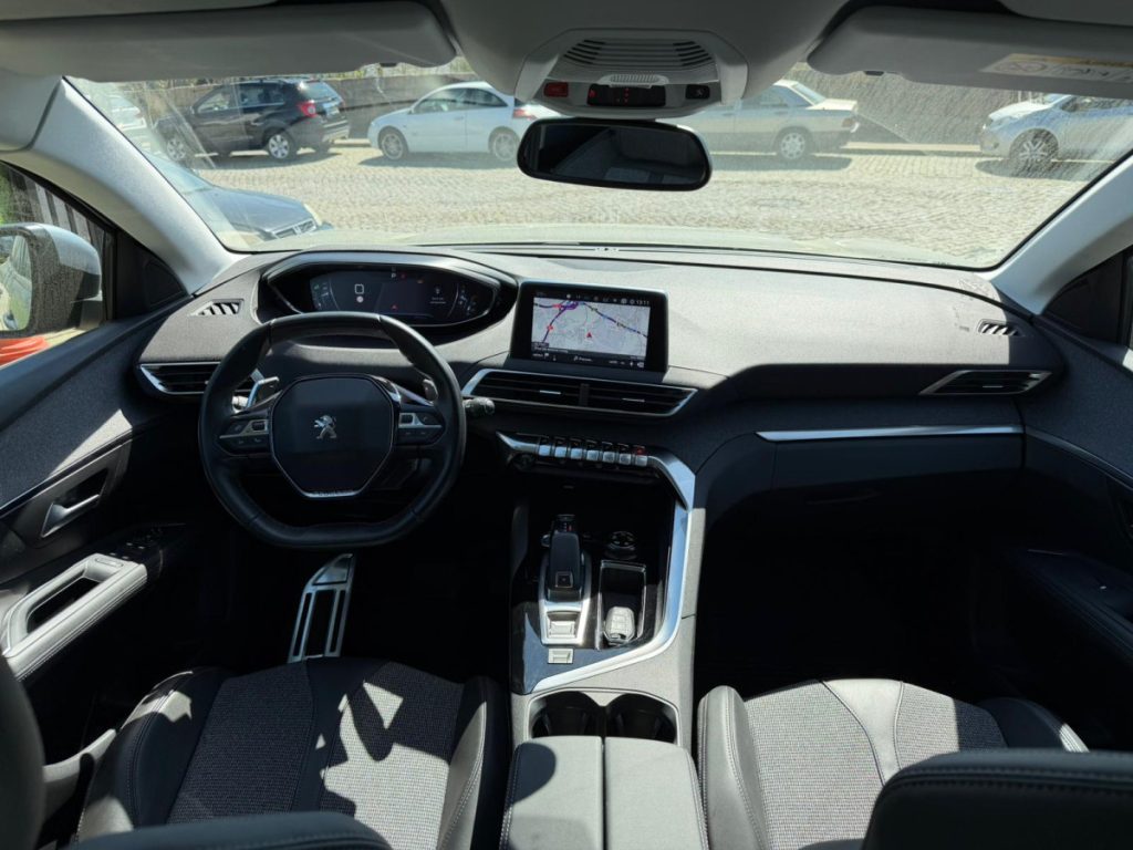Peugeot 3008 1.2 PureTech /130cv/ EAT8/ ALLURE – foto 8