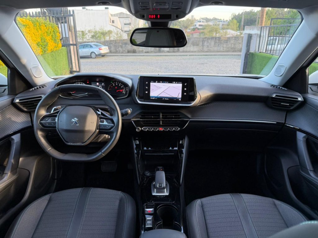 Peugeot 2008 1.2 PureTech /130/ ALLURE / EAT8 – foto 10