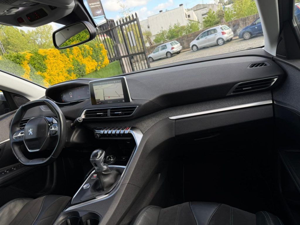 Peugeot 3008 1.2 PureTech /130cv/ CROSSWAY – foto 9