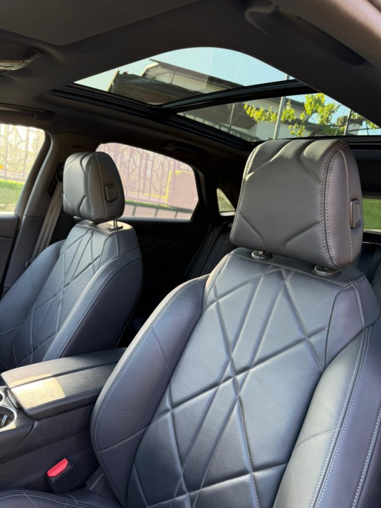 DS7 1.6 E-TENSE /225cv/ PlugIn / – foto 11