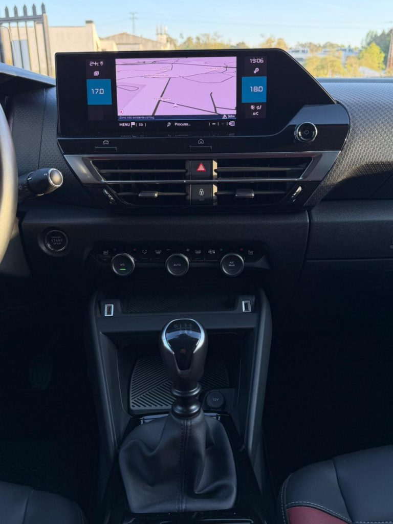 Citroen C4 1.2 PureTech /130cv/ SHINE – foto 11