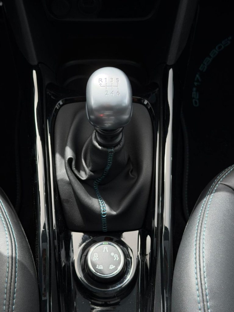 Peugeot 2008 1.2 PureTech /130cv/ CROSSWAY – foto 13