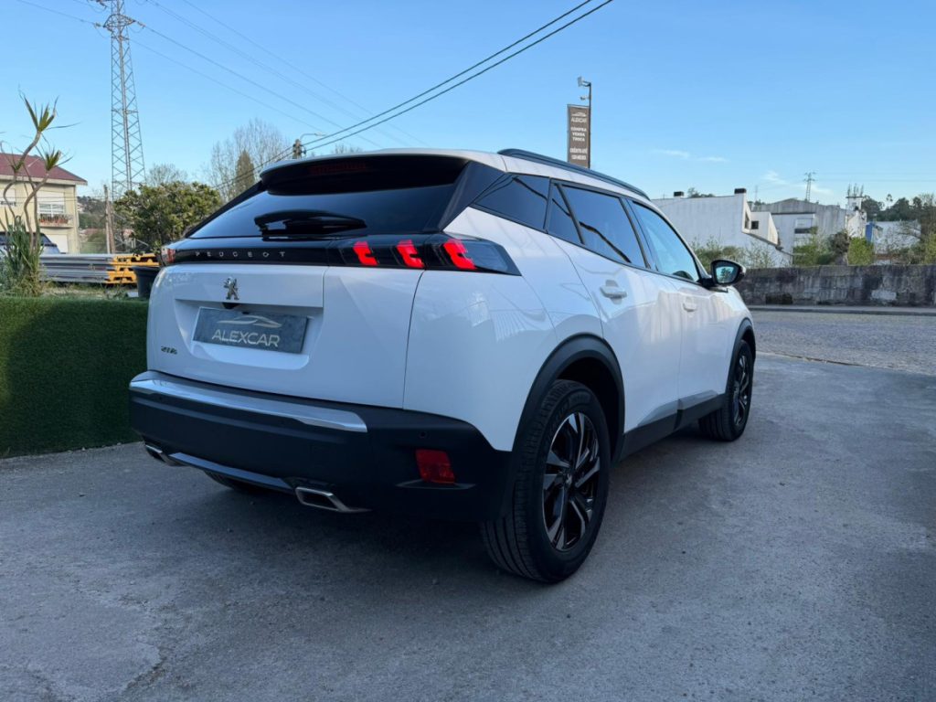 Peugeot 2008 1.2 PureTech /130/ ALLURE / EAT8 – foto 4