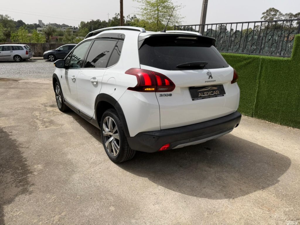 Peugeot 2008 1.2 PureTech /130cv/ CROSSWAY – foto 5