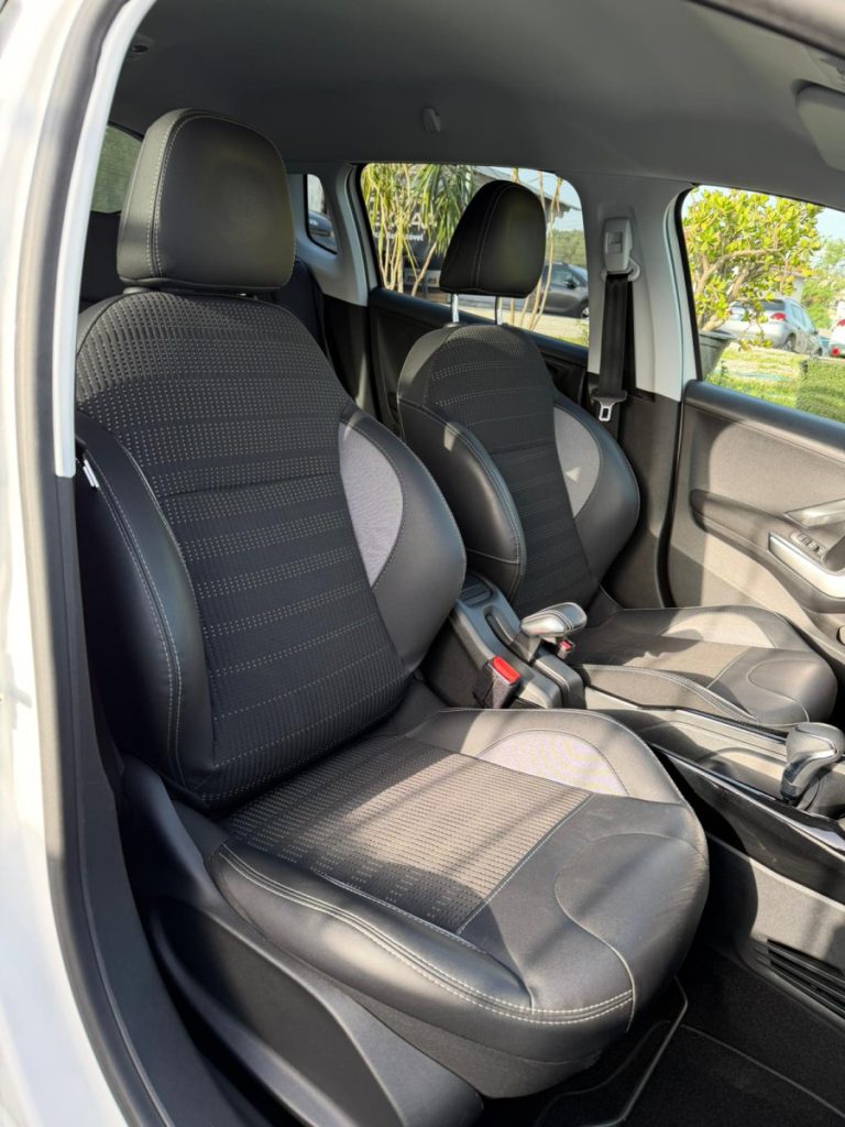 Peugeot 2008 1.2 PureTech /130cv/ EAT6 / ALLURE – foto 6