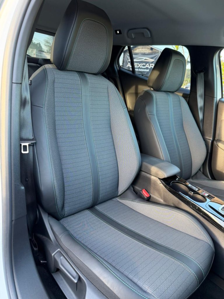 Peugeot 2008 1.2 PureTech /130/ ALLURE / EAT8 – foto 7