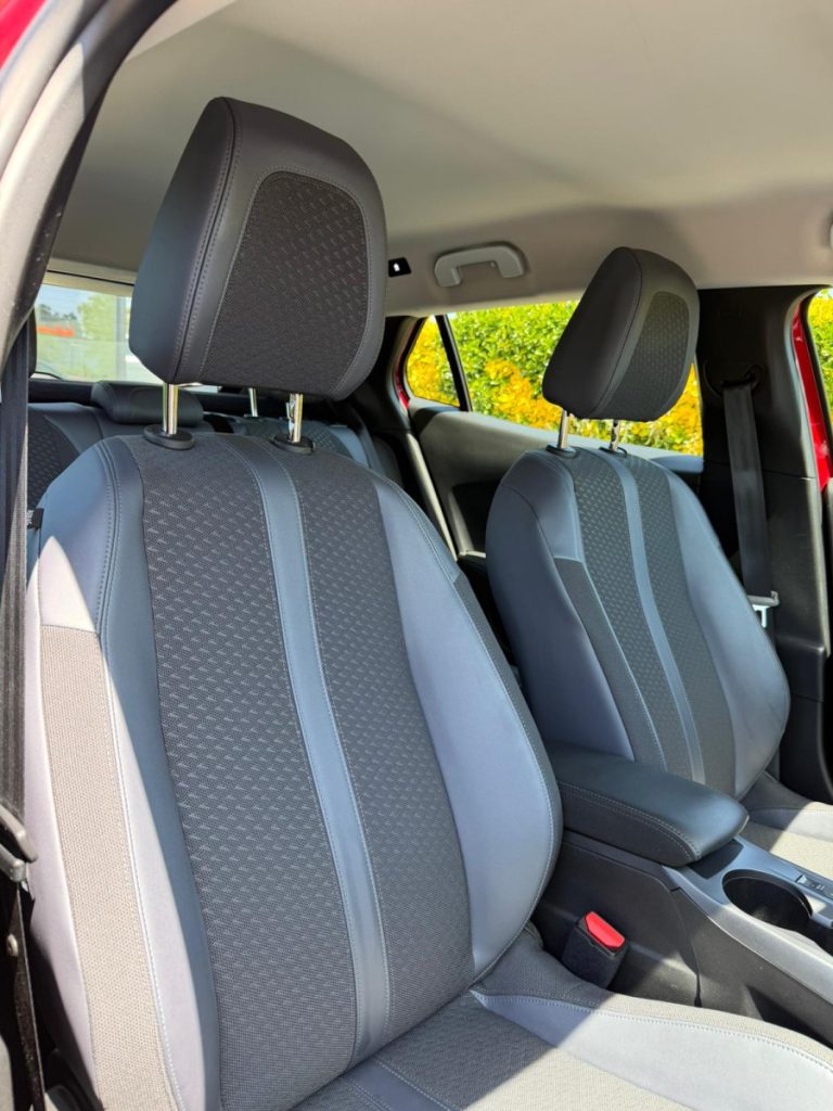 Peugeot 2008 1.2 PureTech / ALLURE – foto 8
