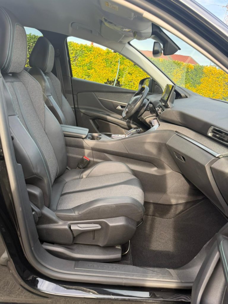 Peugeot 3008 1.2 PureTech /130cv/ ALLURE / EAT8 – foto 6