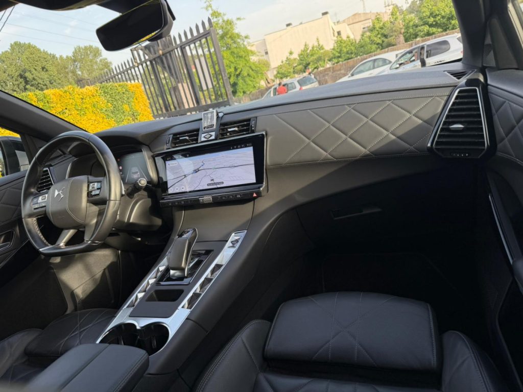 DS7 Crossback /1.6 E-TENSE/225cv/ PlugIn/ Rivolli / IVA dedutível – foto 8